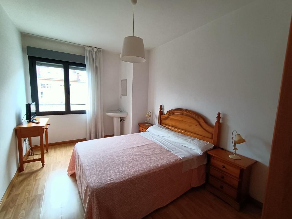 Pension Paseo Real Onís Eksteriør bilde